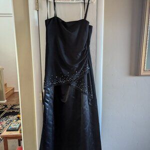 Black Evening Gown Dress Formal Size 14 NEW